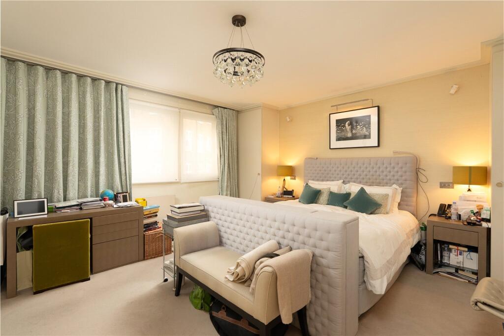 4 bedroom terraced house for sale in Norfolk Crescent, Hyde Park, London, W2